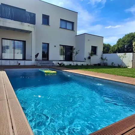 Villa Beautiful Family With Pool